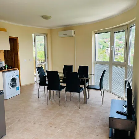 Балчик Апартамент До Двореца Apartamento *